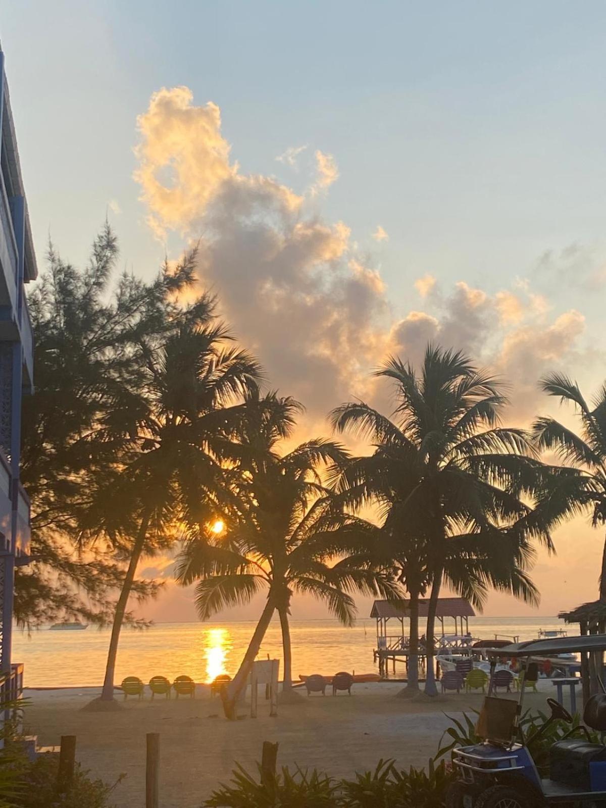 Anchorage Beach Resort كاي كولكر المظهر الخارجي الصورة